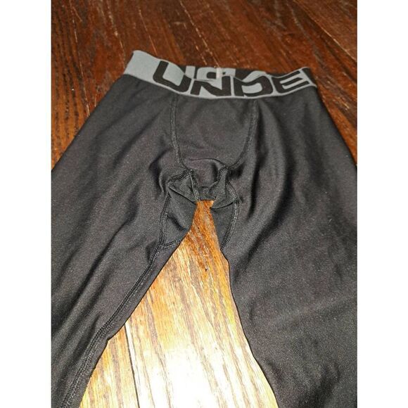 Boys Size Small Clothing Lot Under Armour Compression Base Layer Shirts - Picture 6 of 6